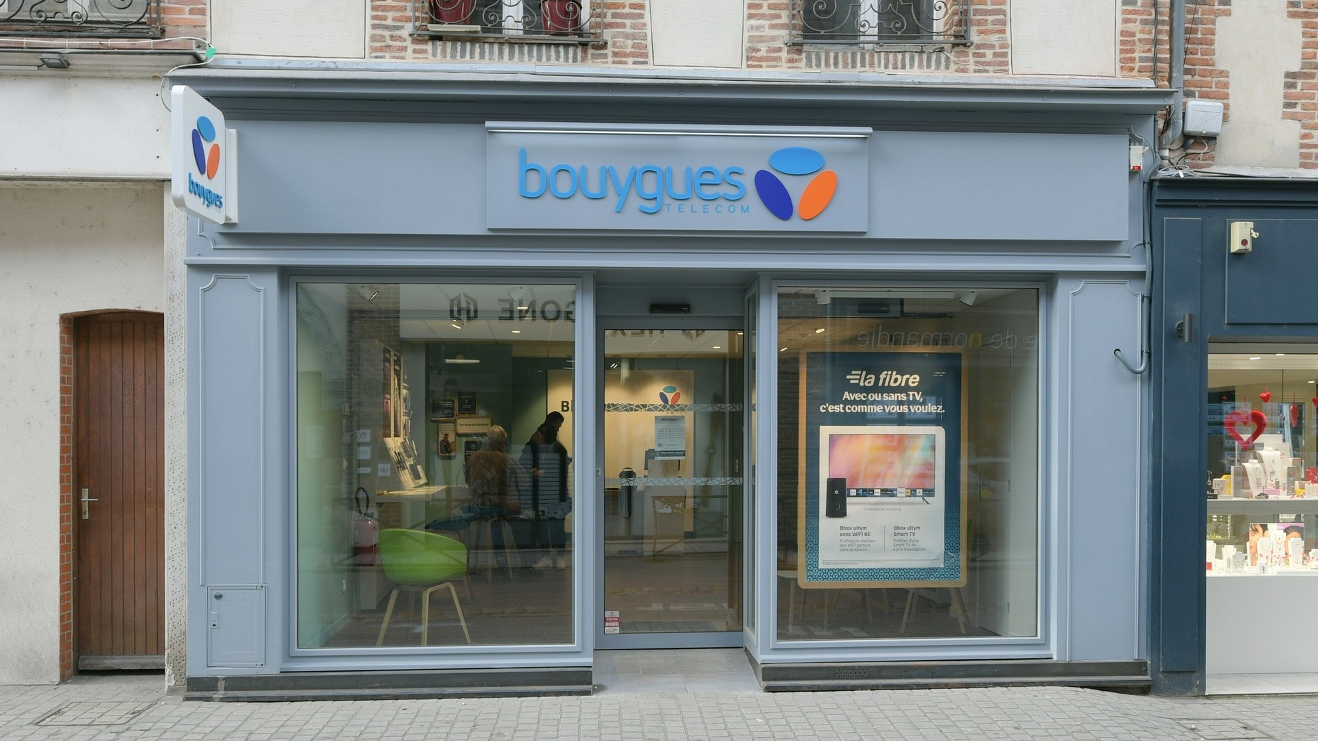 Boutique BOUYGUES TELECOM L' AIGLE