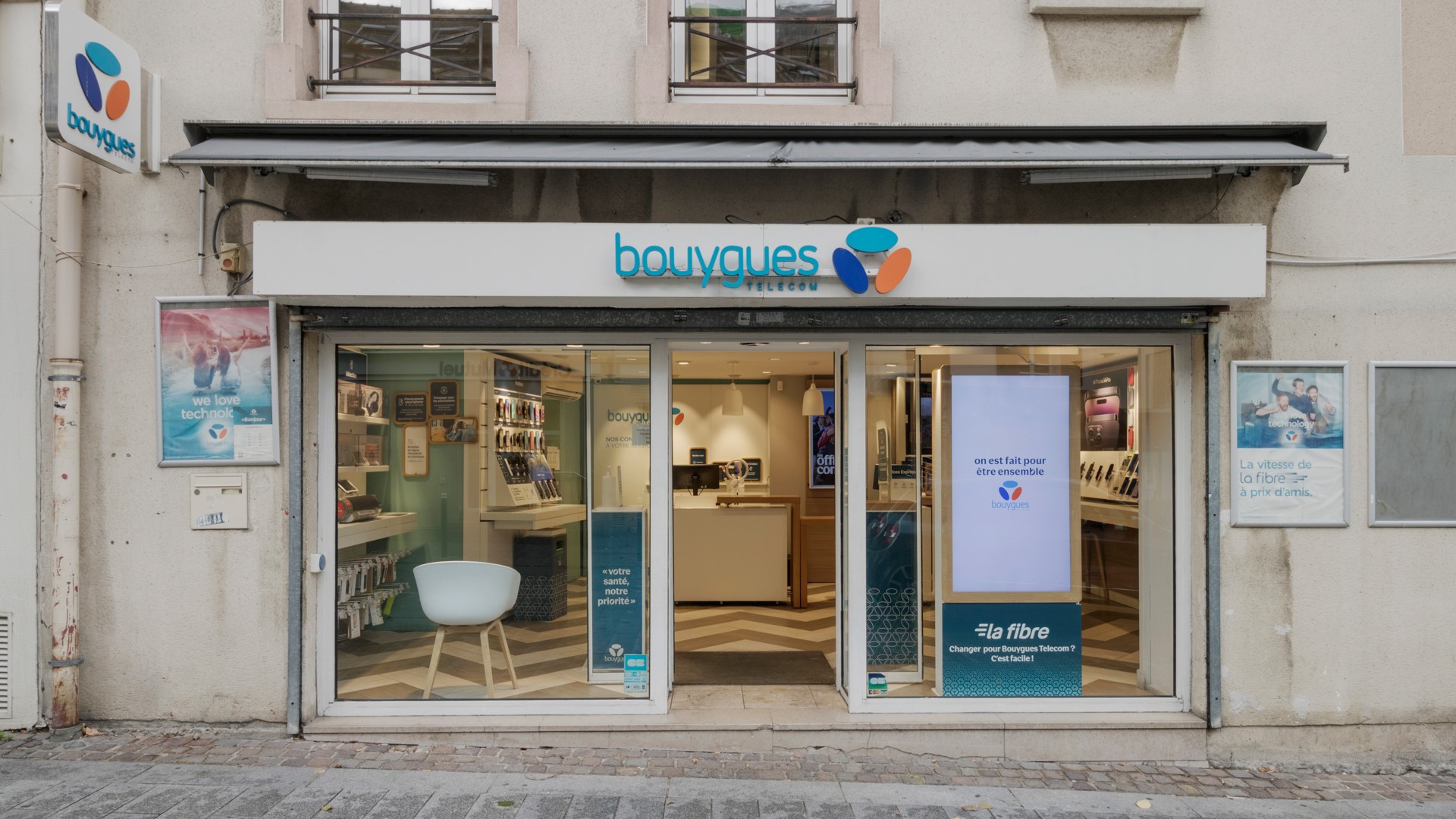 Boutique BOUYGUES TELECOM SURESNES